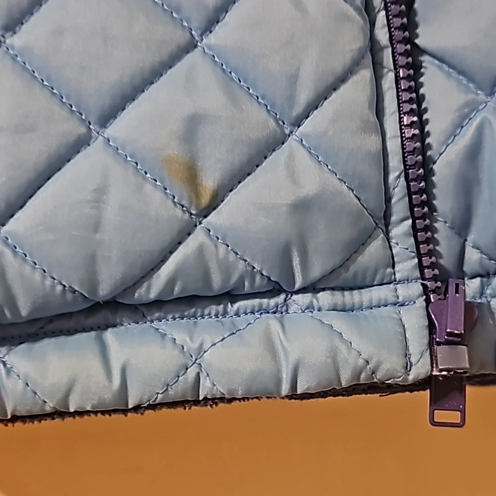 Vest - Picture 3 of 3
